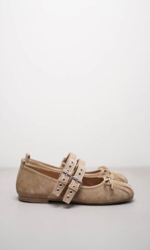 LOLA – Hellbraun Veloursleder