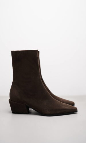 NYLA – Dunkelbraun Veloursleder