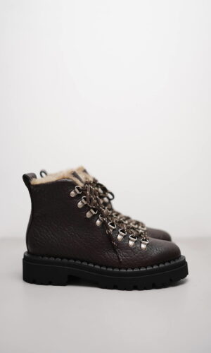 LANA – Dunkelbraun Gaucho - stark strukturiertes Glattleder